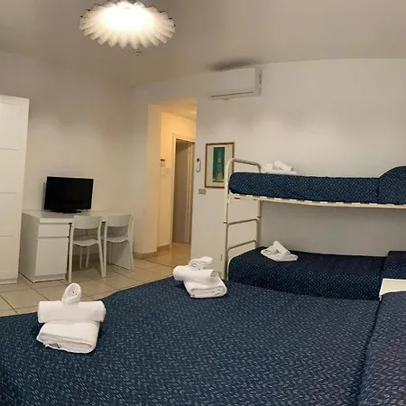Marylise 3* רימיני